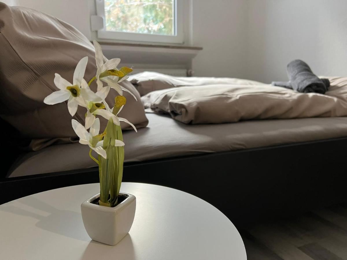 Ferienwohnung Schoenes Einfaches Zimmer In Oldenburg 109 Exterior foto